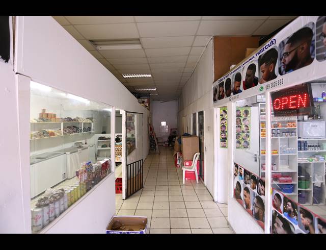 1,669M² RETAIL SOLD IN MAITLAND